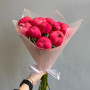 11 коралловых пионов